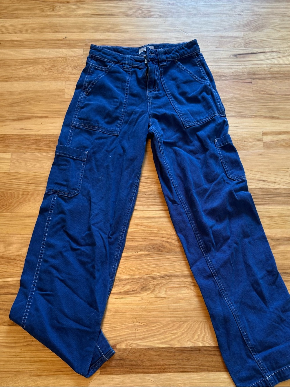 Women’s Garage brand Dani Carpenter straight leg jeans